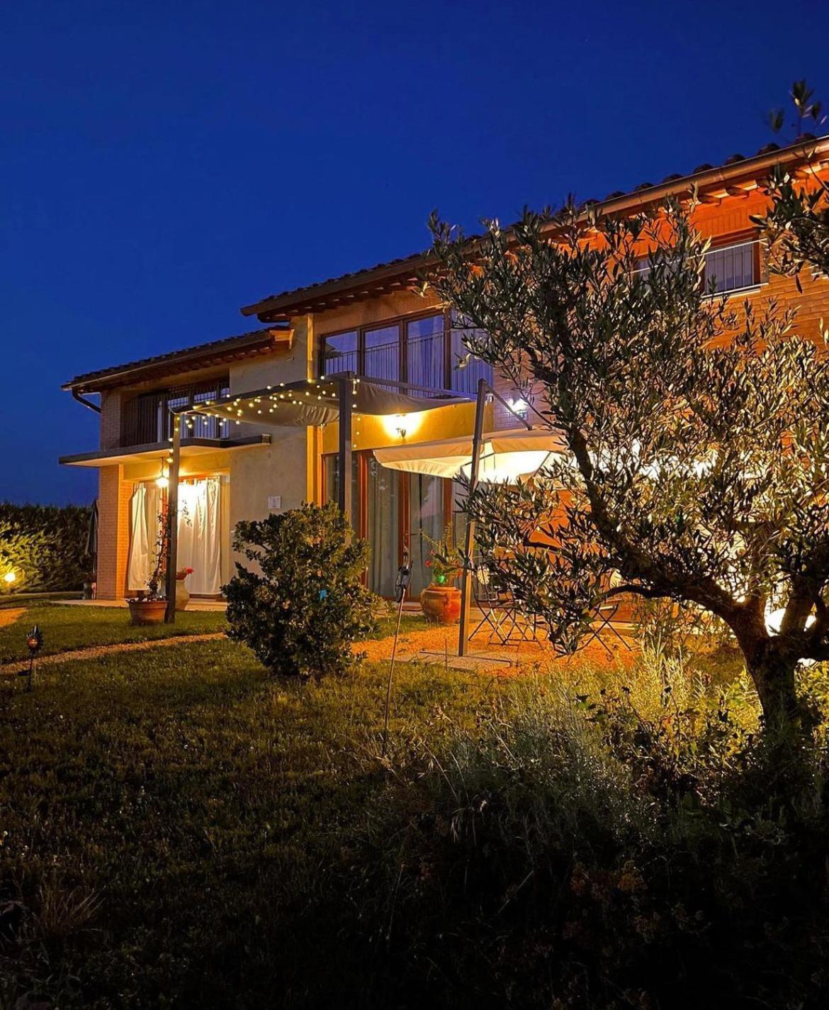 Agriturismo La Corte Del Sole Siena Luaran gambar