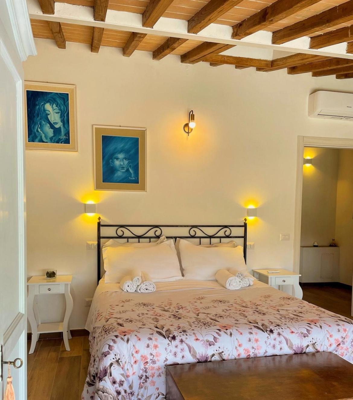 Agriturismo La Corte Del Sole Siena Luaran gambar