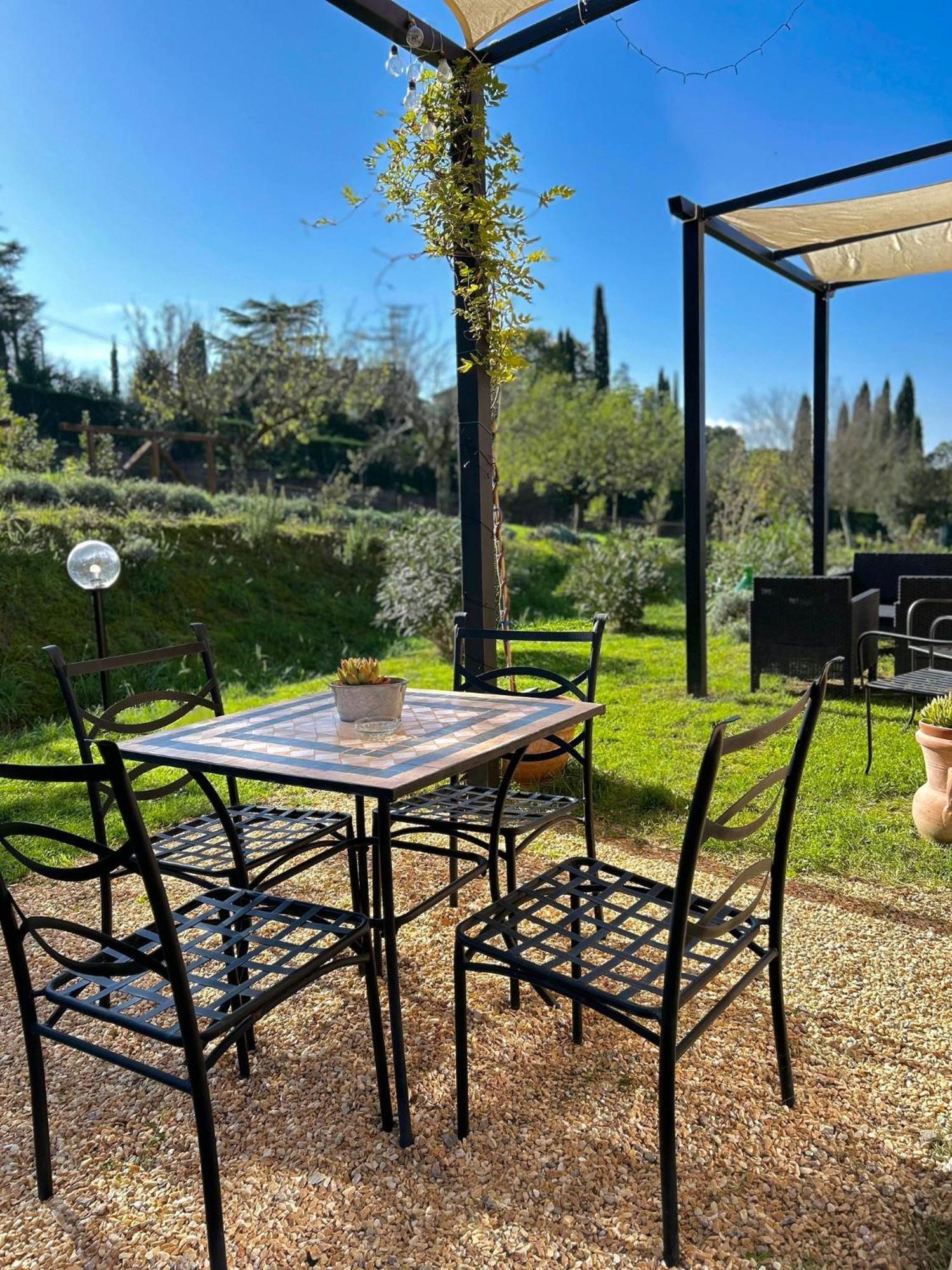 Agriturismo La Corte Del Sole Siena Luaran gambar